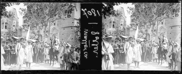 Erster Memorial-Day-Rucksackmarsch in NYC findet statt, um Obdachlosen-Veteranen zu helfen