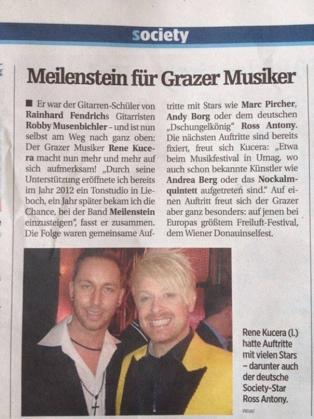 Zeitungsartikel aus März 2012 mit der Überschrift "Grazer Musiker", der zwei grinsende Männer in Anzügen zeigt.
