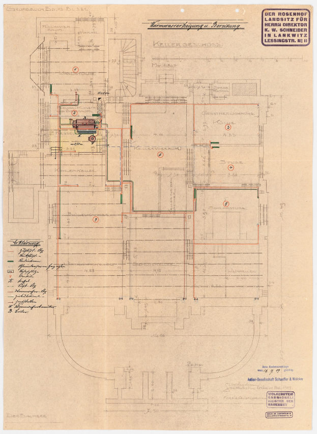 Schwarz-weißer Architekturplan des Rosenhof-Krankenhauses in Hamburg, Deutschland, mit detaillierten Entwürfen mit zahlreichen Drähten, Räumen, Fluren und Textanmerkungen auf altem Papier.