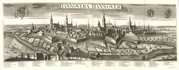 Schwarz-weißes Kupferstichbild von Hannover, Deutschland, mit zentralen Stadtgebäuden und Bäumen mit Text oben und unten.