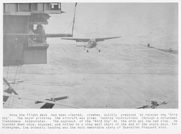 Flugzeuge am Himmel mit Text darunter